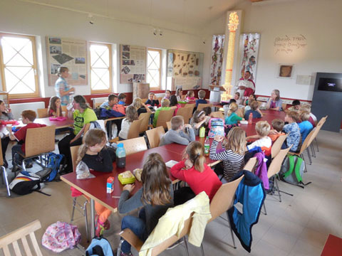 Bild "Führungen:Schule1.jpg"